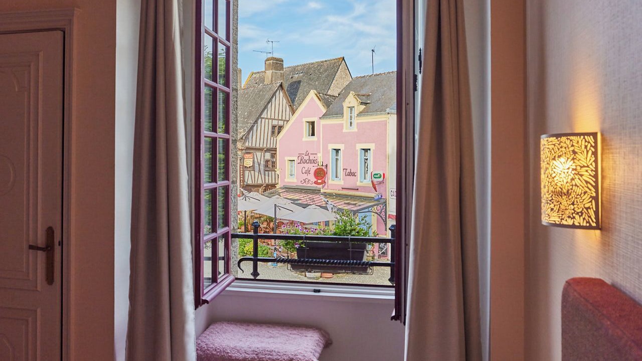 Photo of Bedroom in La Roche-Bernard