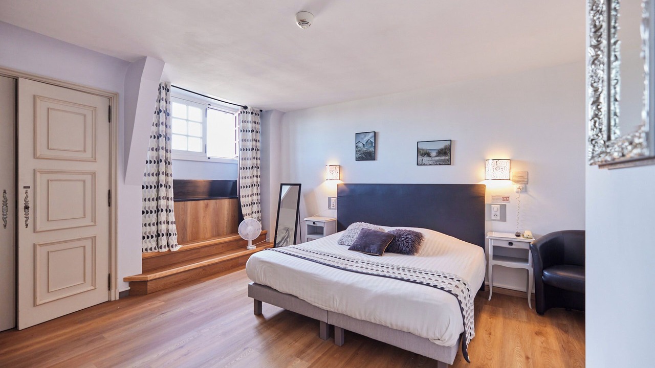 Photo of Bedroom in La Roche-Bernard