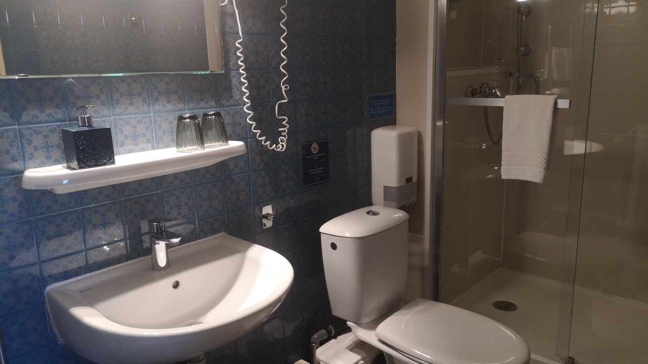 Photo of Bathroom in La Roche-Bernard