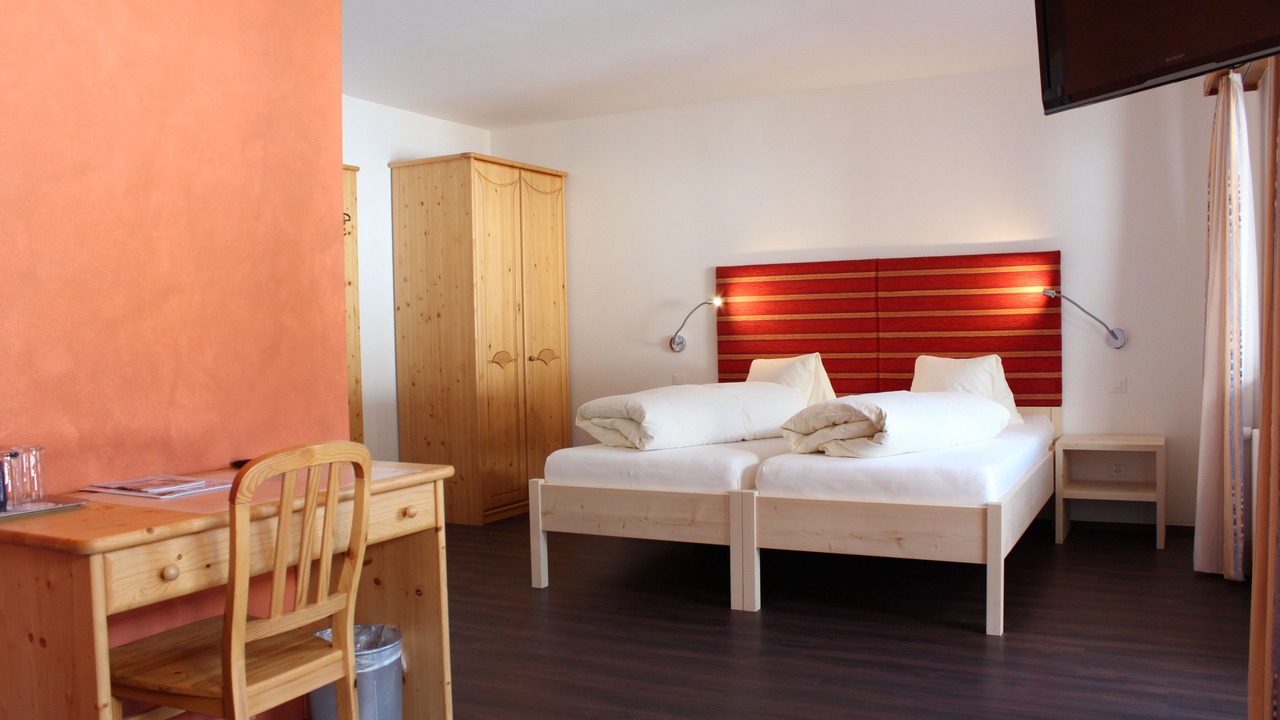 Photo of Bedroom in Tschierv