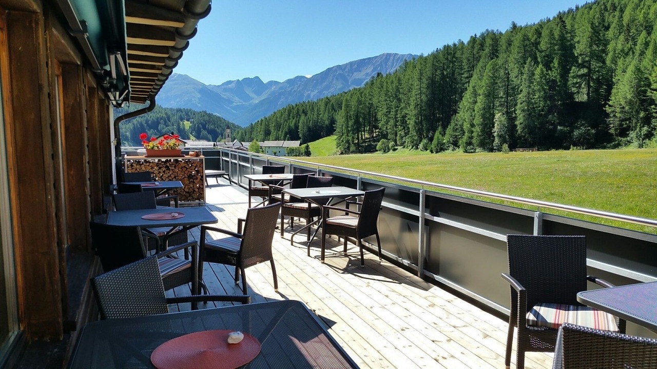 Photo of Patio Balcony in Tschierv