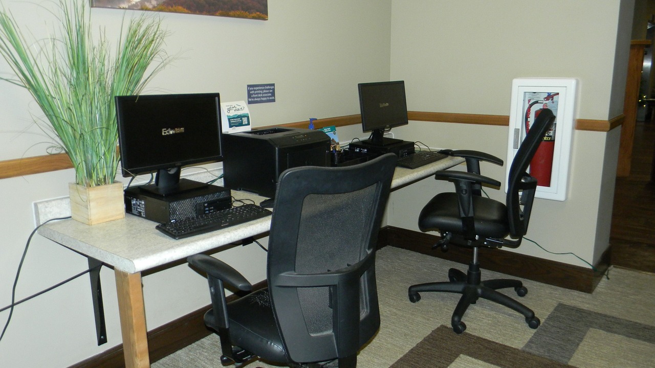 Photo of Others in Hartshorn