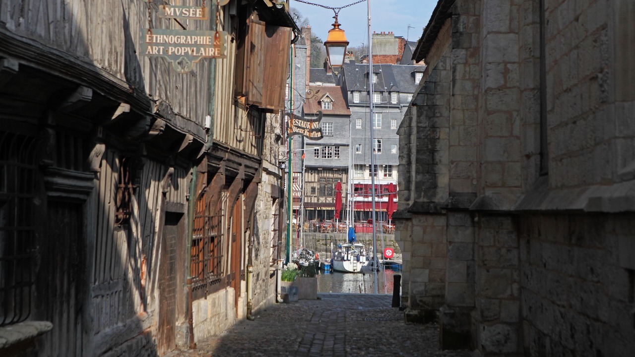 Photo of Others in La Riviere-Saint-Sauveur