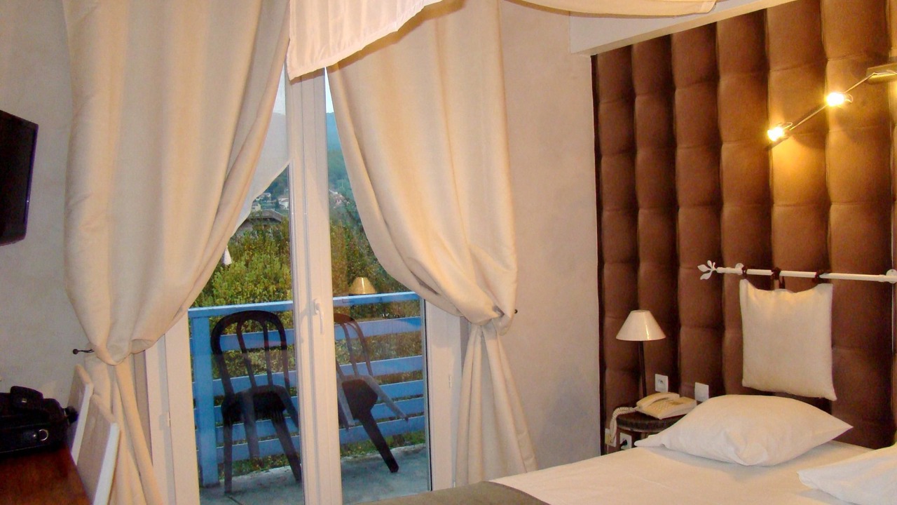 Photo of Bathroom in Saint-Jean-en-Royans