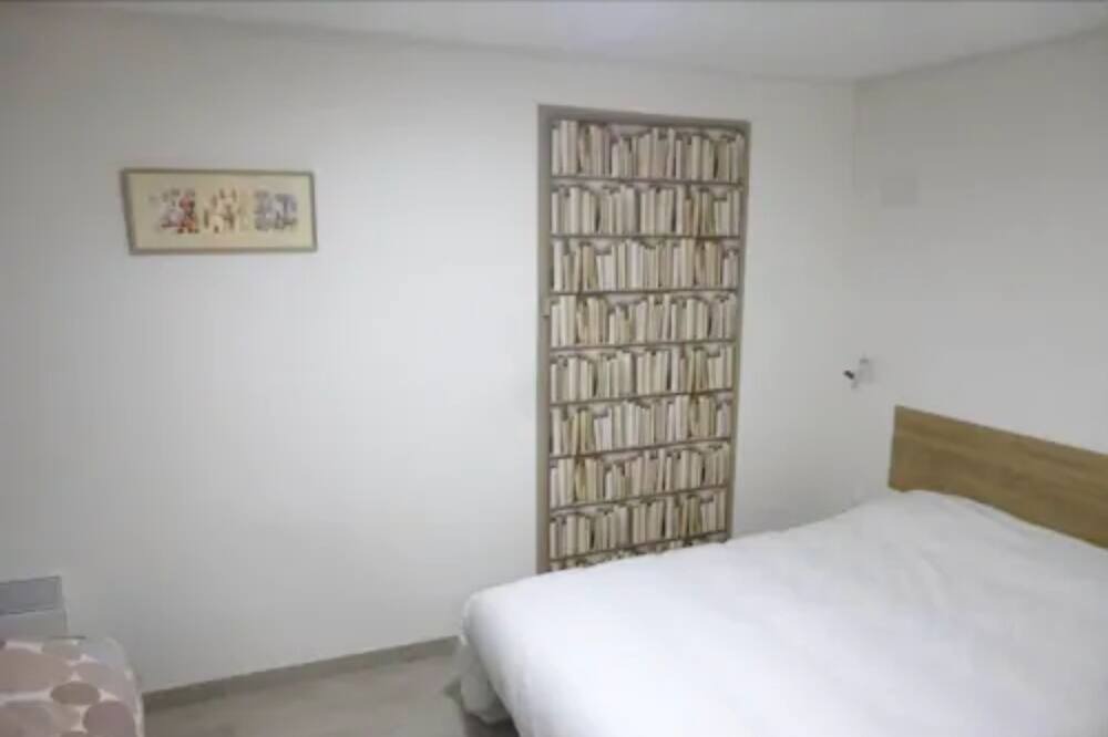 Photo of Bedroom in Beaucouze