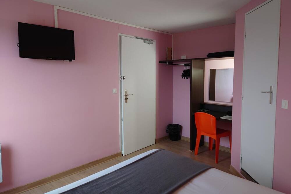 Photo of Bedroom in Beaucouze