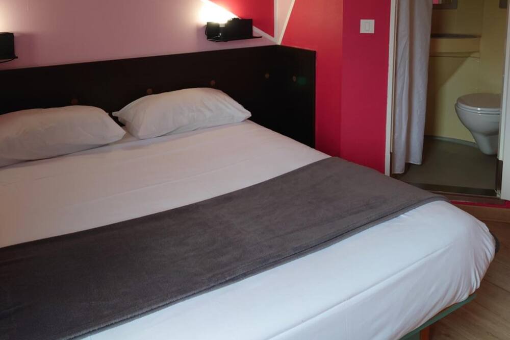 Photo of Bedroom in Beaucouze