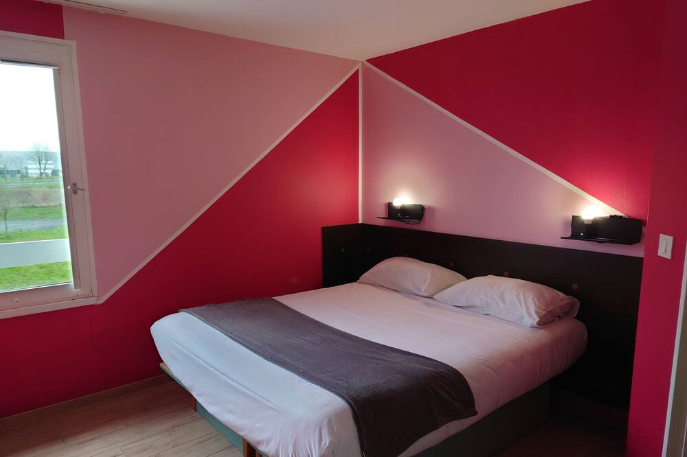 Photo of Bedroom in Beaucouze