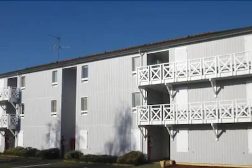 Photo of Outdoor in Beaucouze