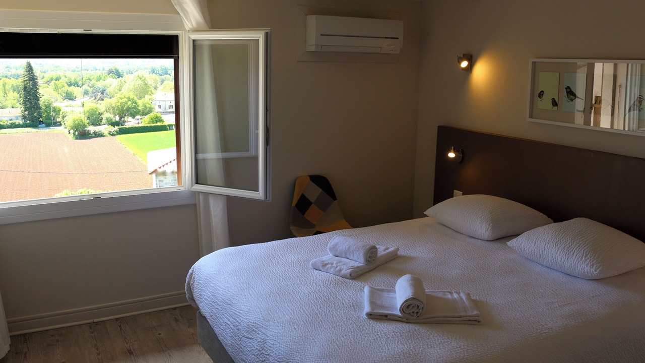 Photo of Bedroom in Chandolas