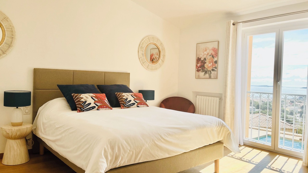 Photo of Bedroom in Bandol