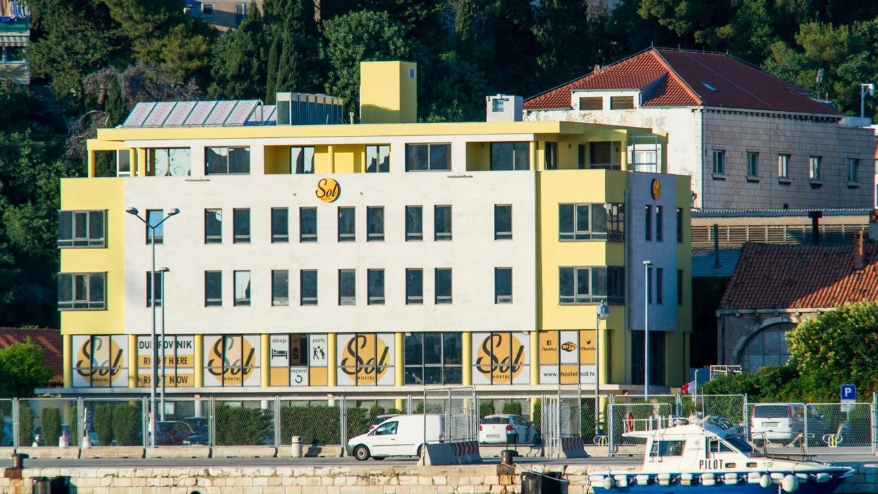 Photo of Outdoor in Gruz