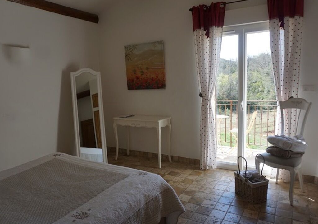 Photo of Bedroom in Simiane-la-Rotonde