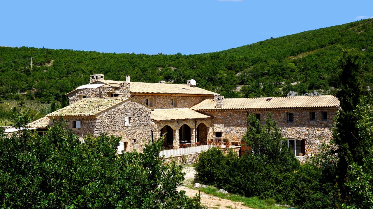 Photo of Buildings in Simiane-la-Rotonde