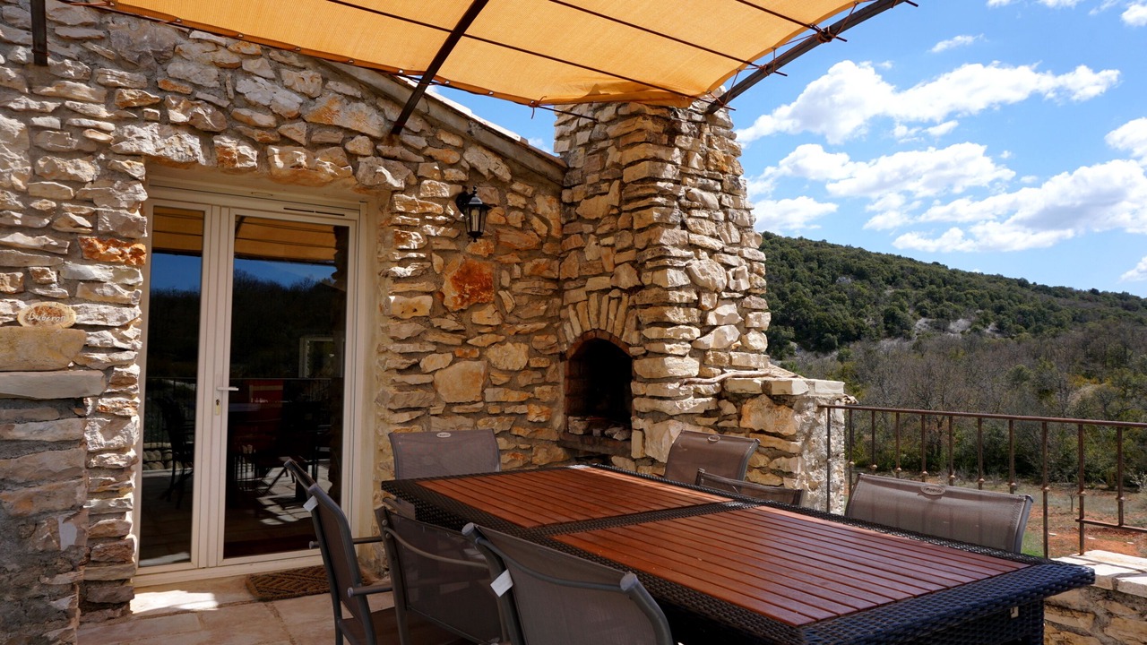 Photo of Bathroom in Simiane-la-Rotonde