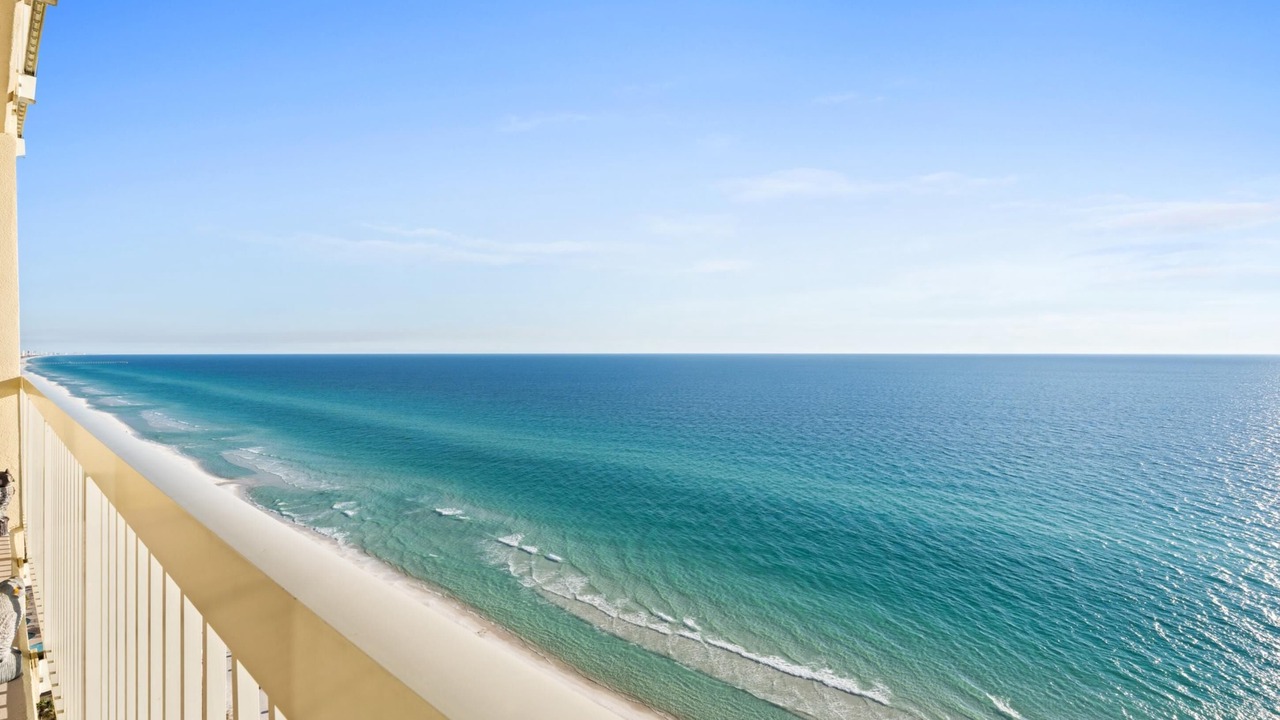 Photo of Bedroom in Miramar Beach