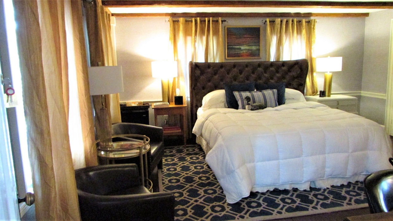 Photo of Others in Center Lovell