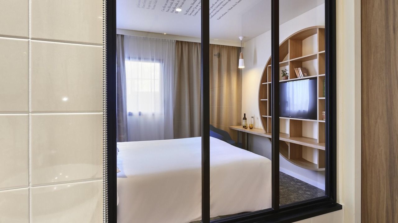 Photo of Bedroom in Mouilleron-le-Captif