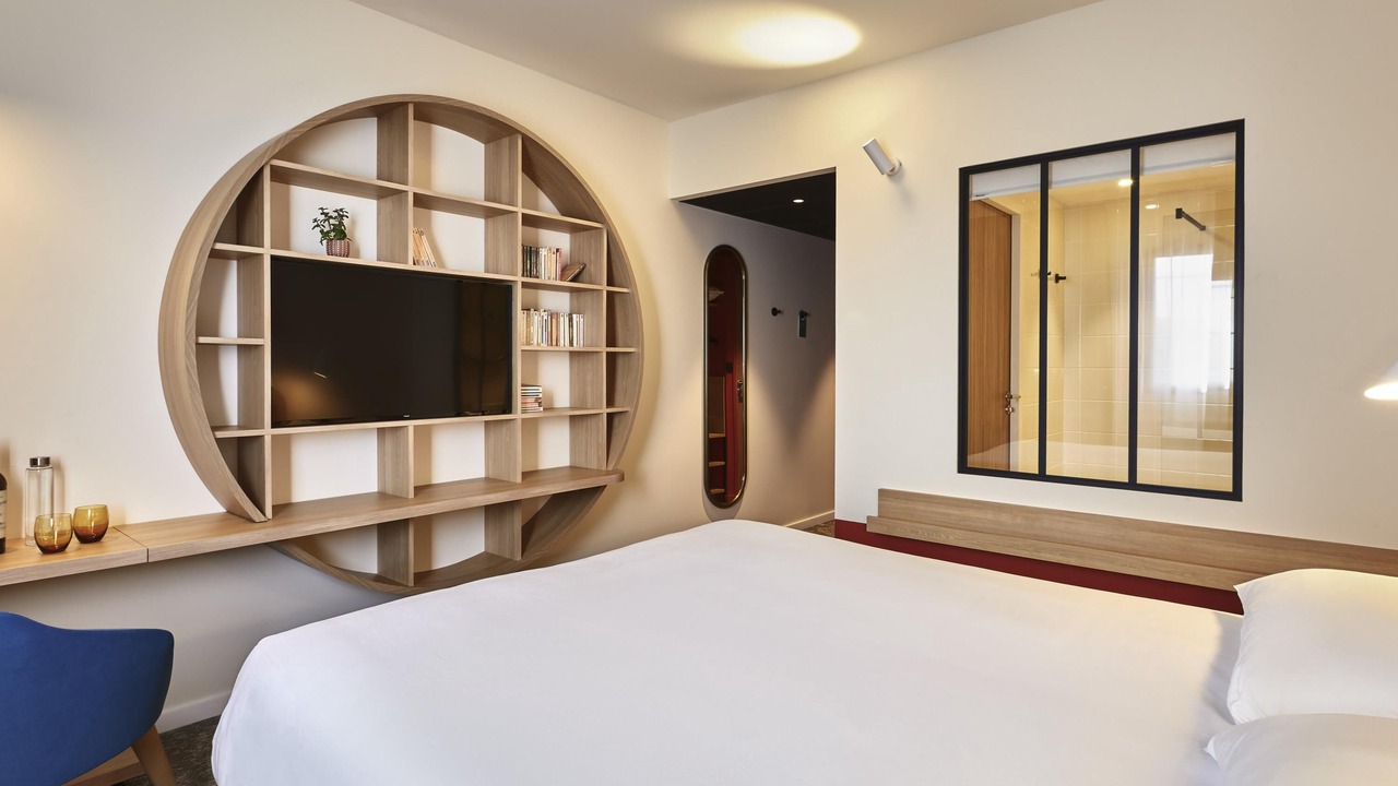 Photo of Bedroom in Mouilleron-le-Captif