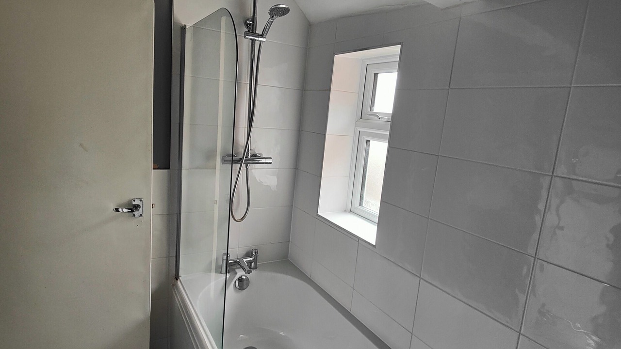 Photo of Bedroom in Mackworth