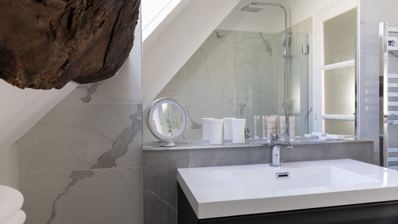 Photo of Others in Les Iles