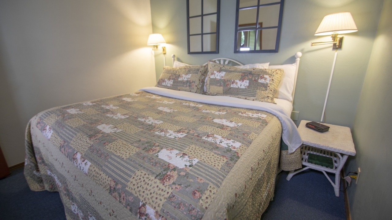 Photo of Bedroom in Baileys Harbor