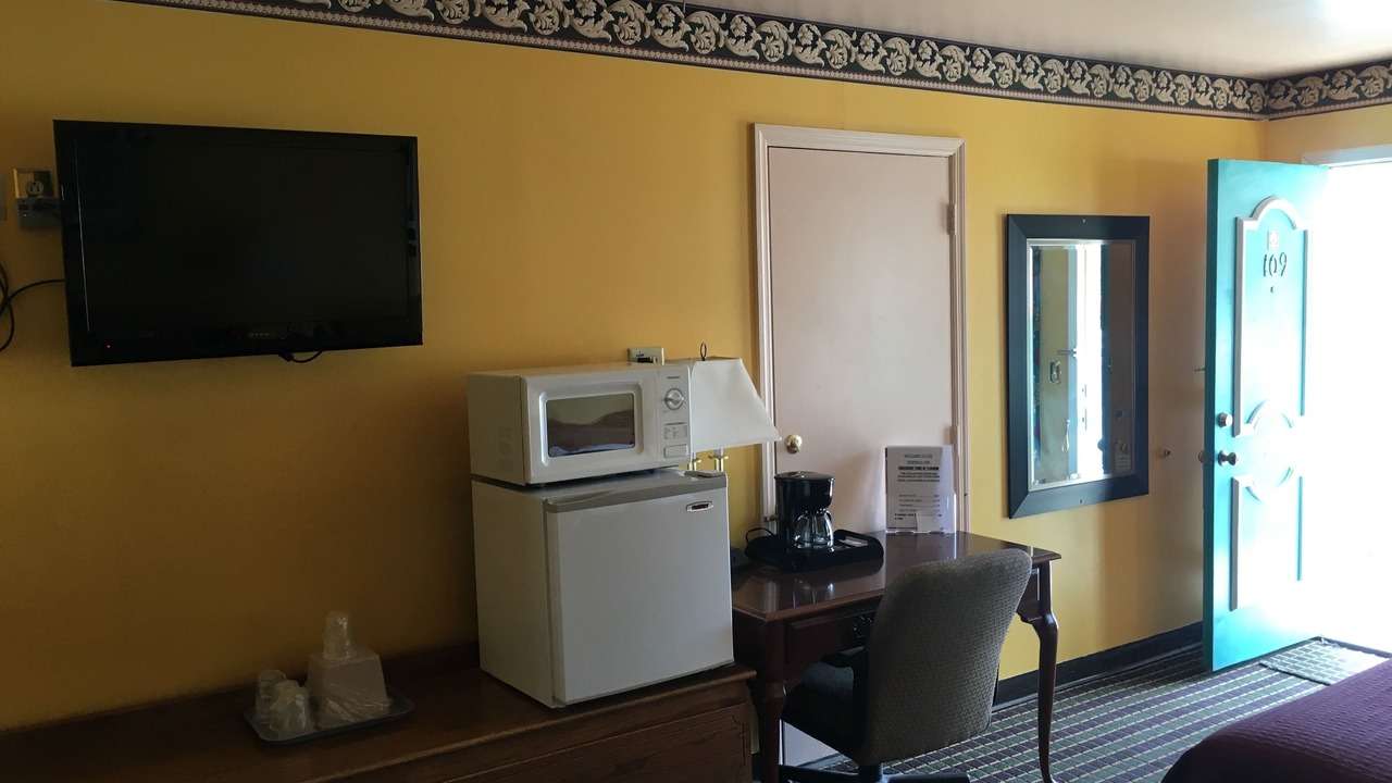 Photo of Bedroom in Norwalk