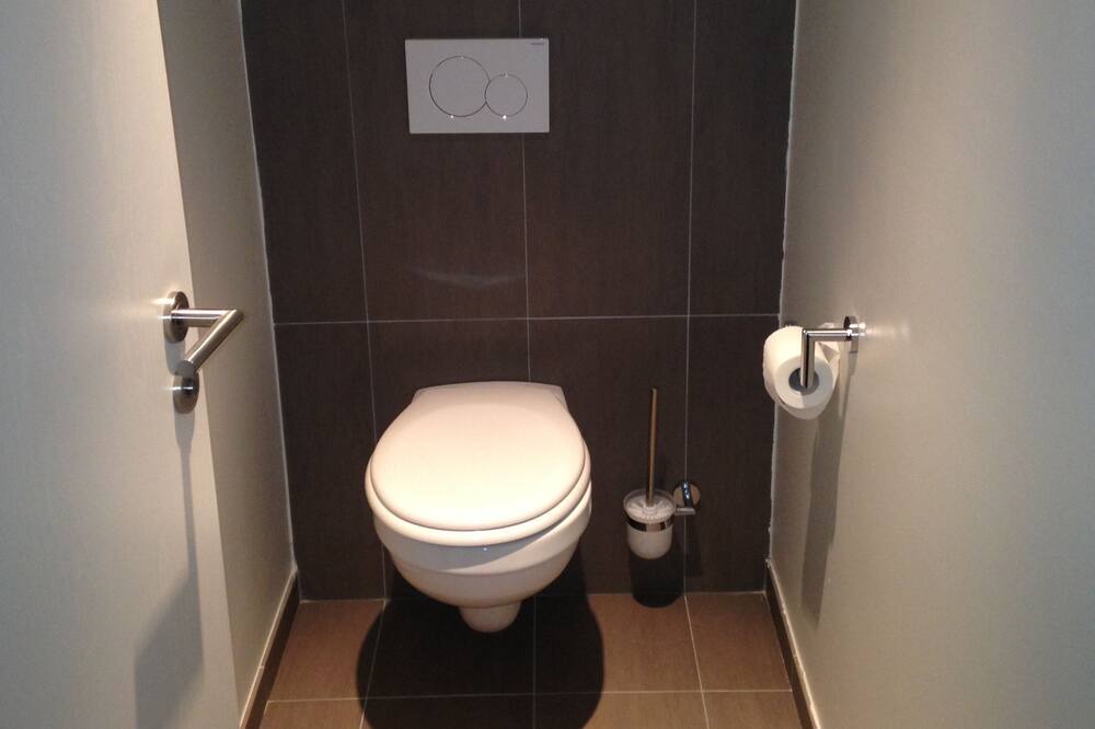 Photo of Bathroom in Morhange