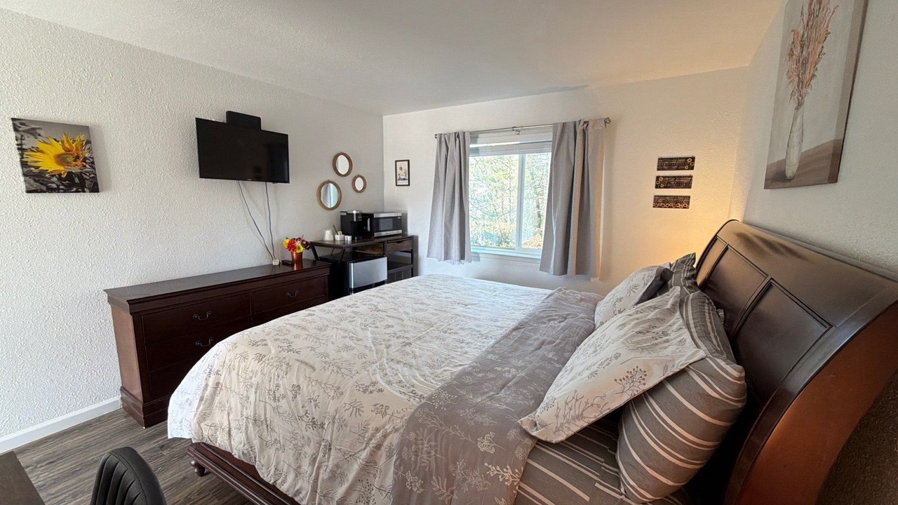 Photo of Bedroom in Brownsville