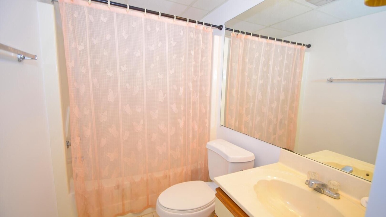 Photo of Bathroom in Midtown Ocean City