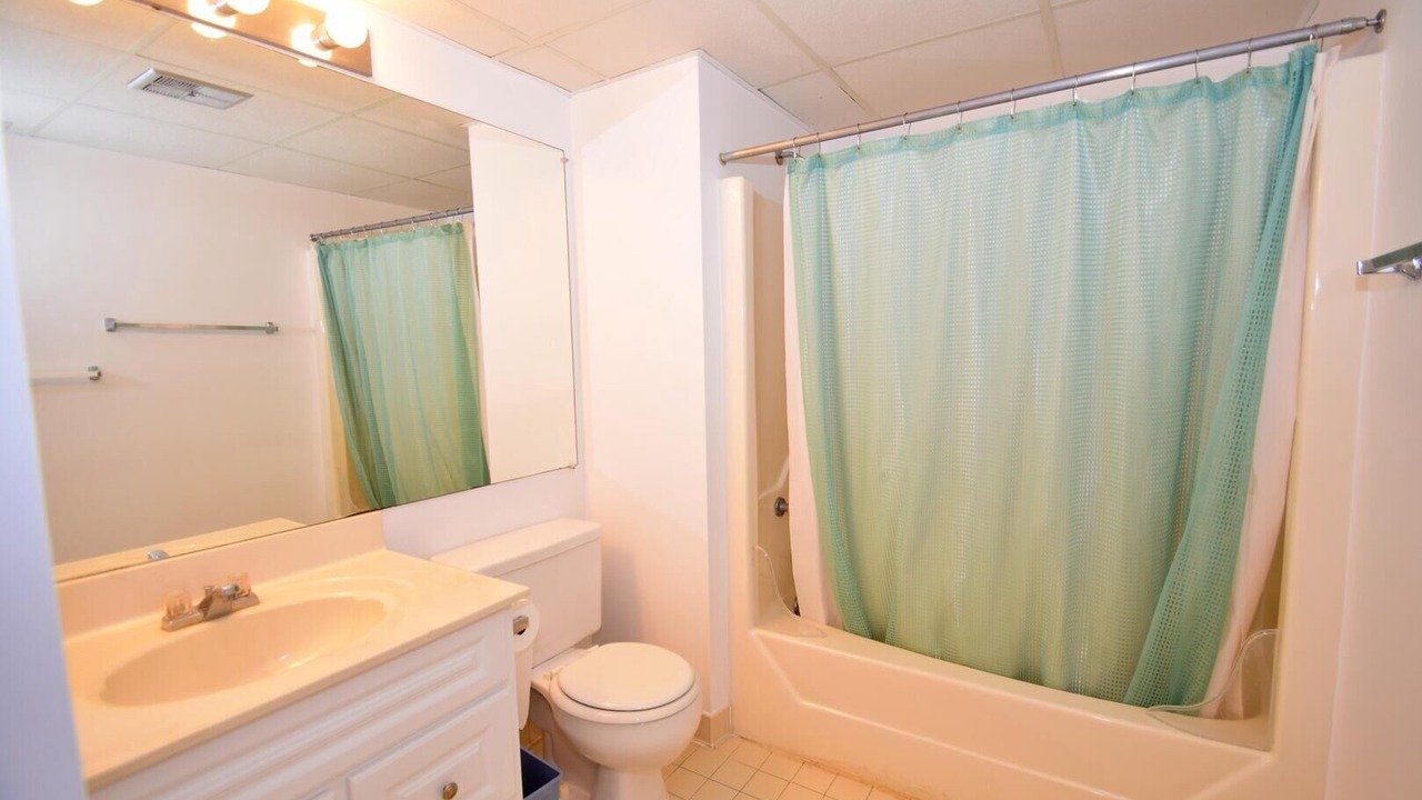 Photo of Bathroom in Midtown Ocean City