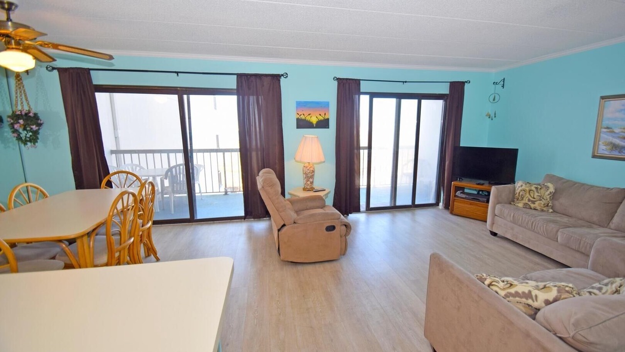 Photo of Livingroom in Midtown Ocean City