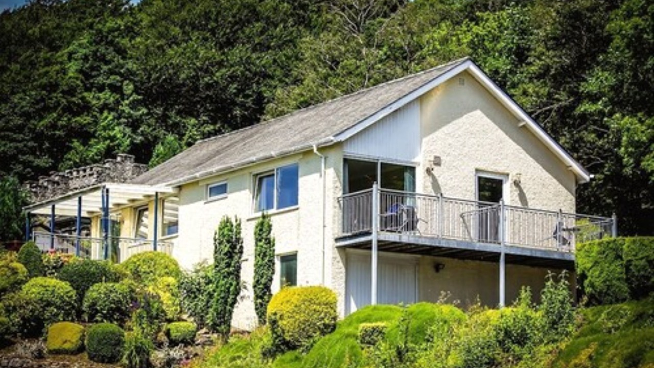 Photo of Others in Grange-over-Sands