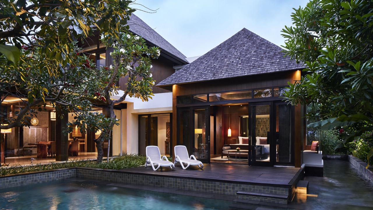 Photo of Bedroom in Kartika Plaza