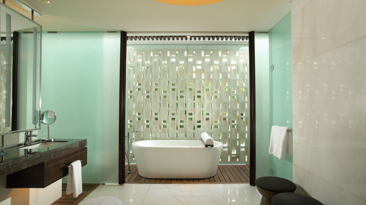 Photo of Bathroom in Kartika Plaza