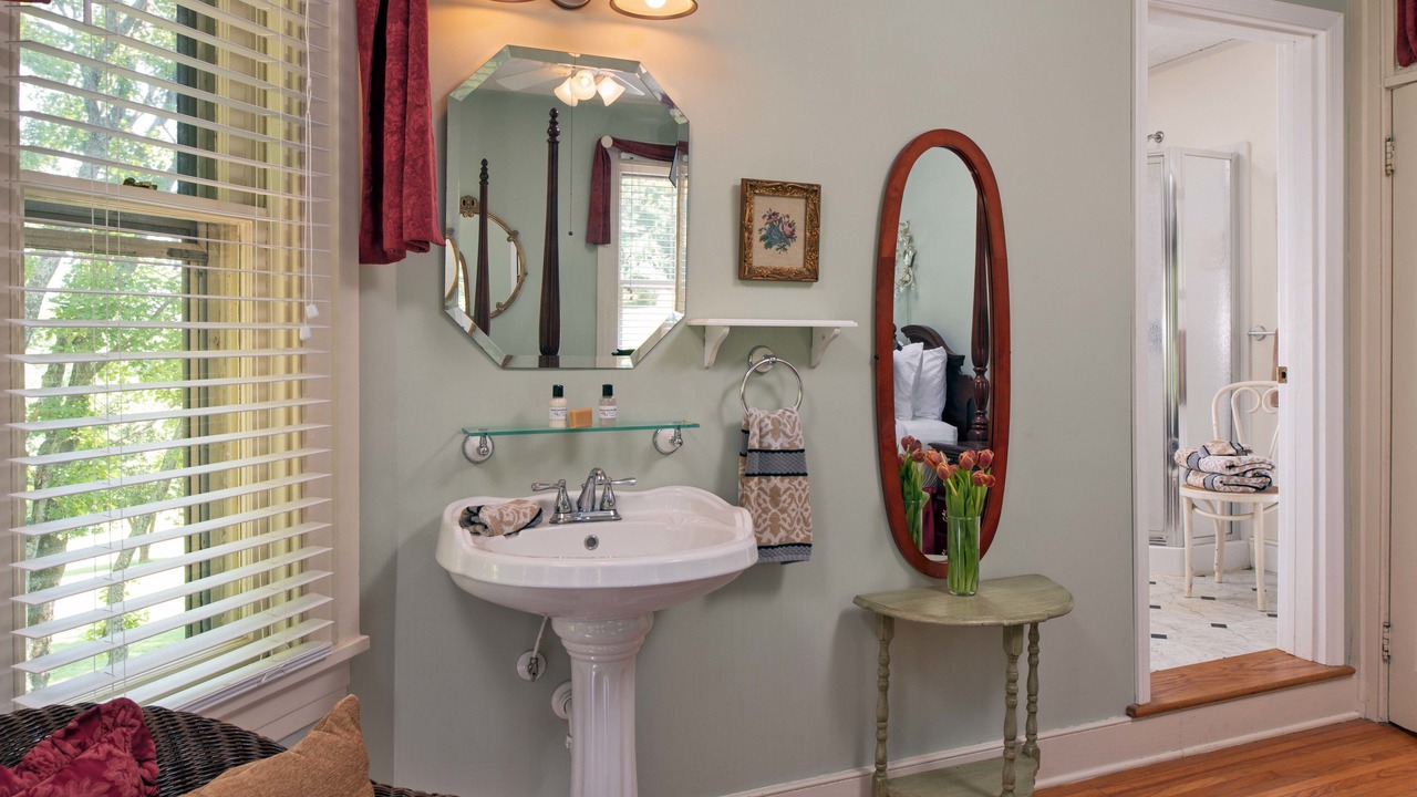 Photo of Bathroom in Lovingston