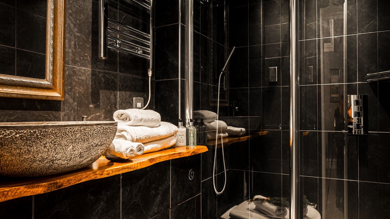 Photo of Bathroom in Kelvinbridge