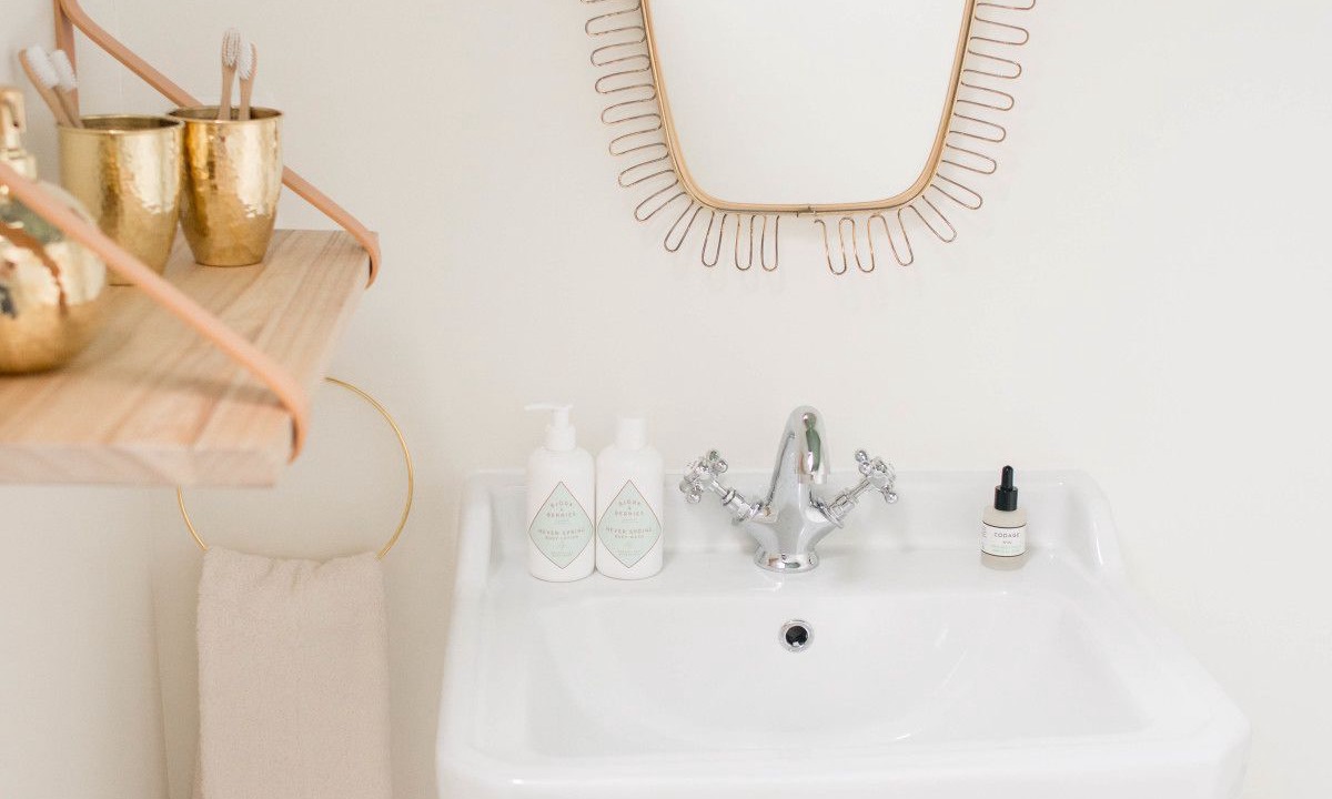 Photo of Bathroom in Centre