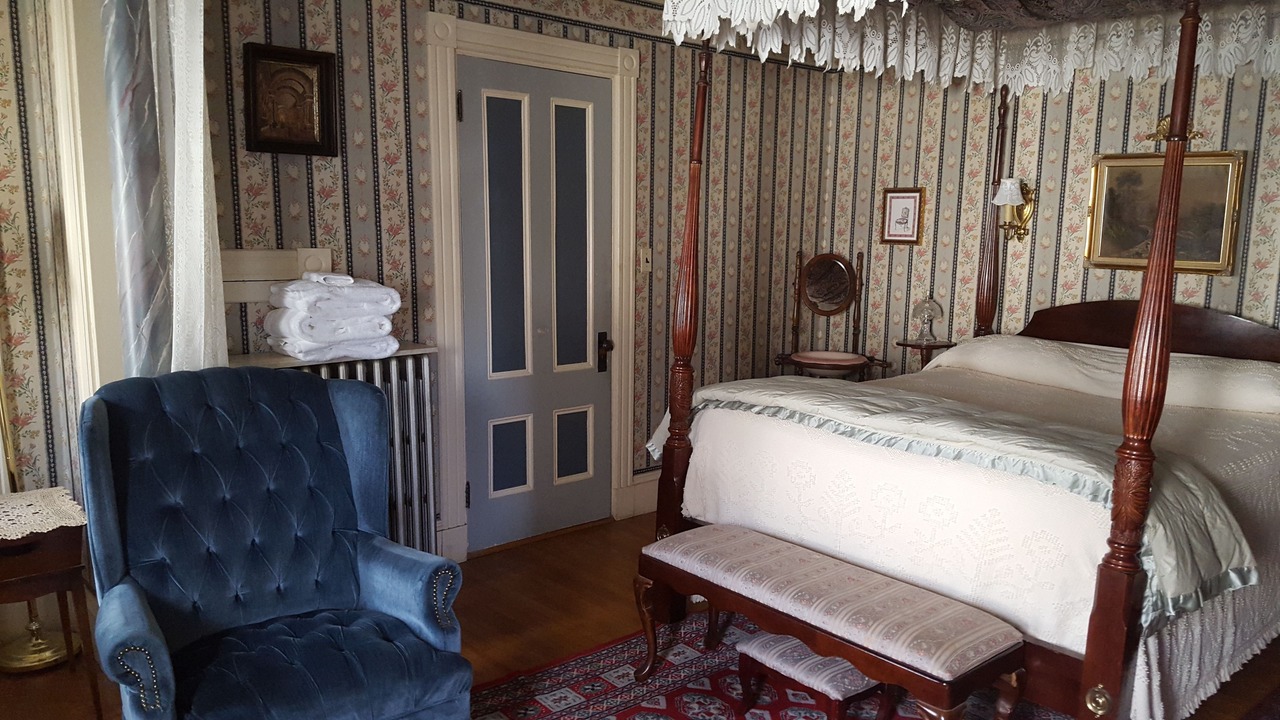 Photo of Bedroom in Bethel