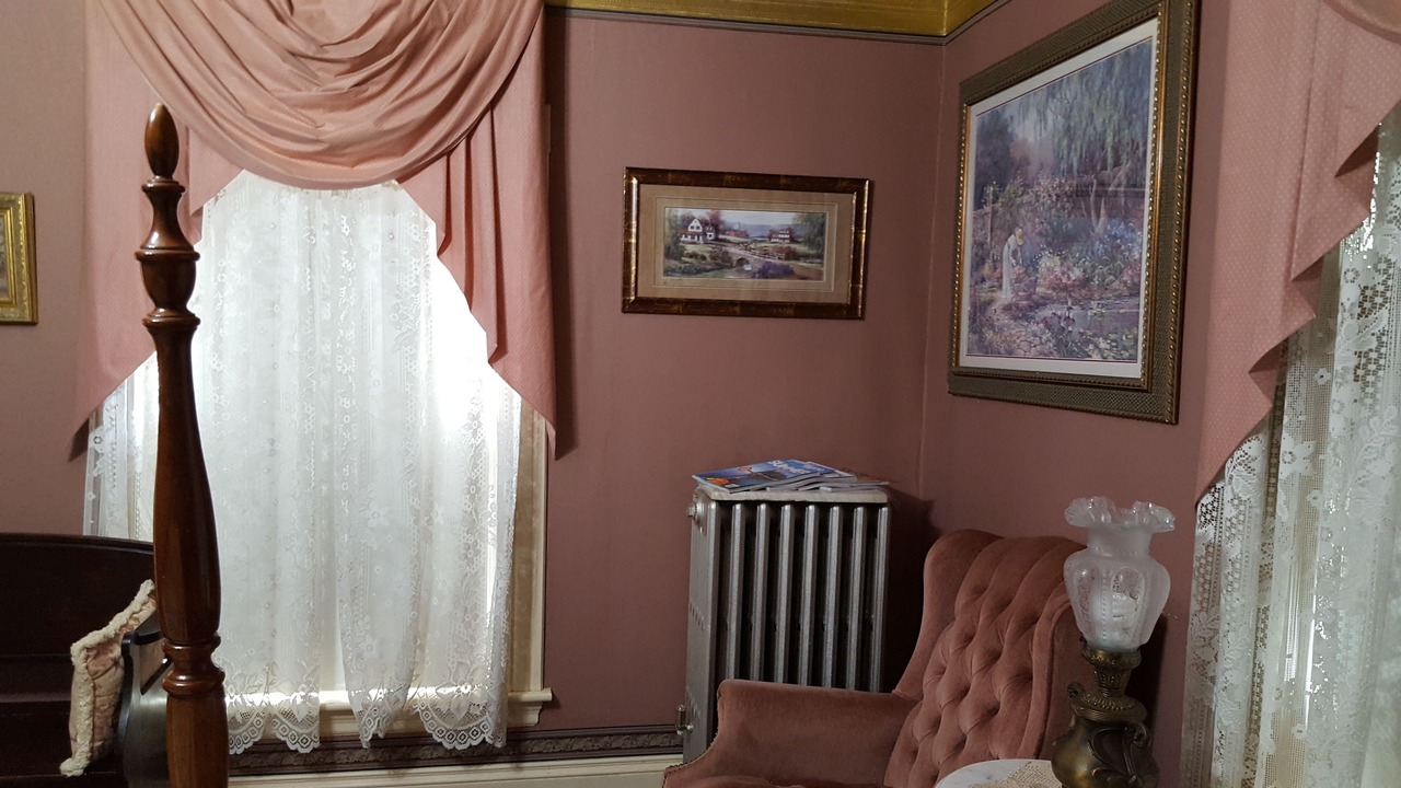 Photo of Bedroom in Bethel