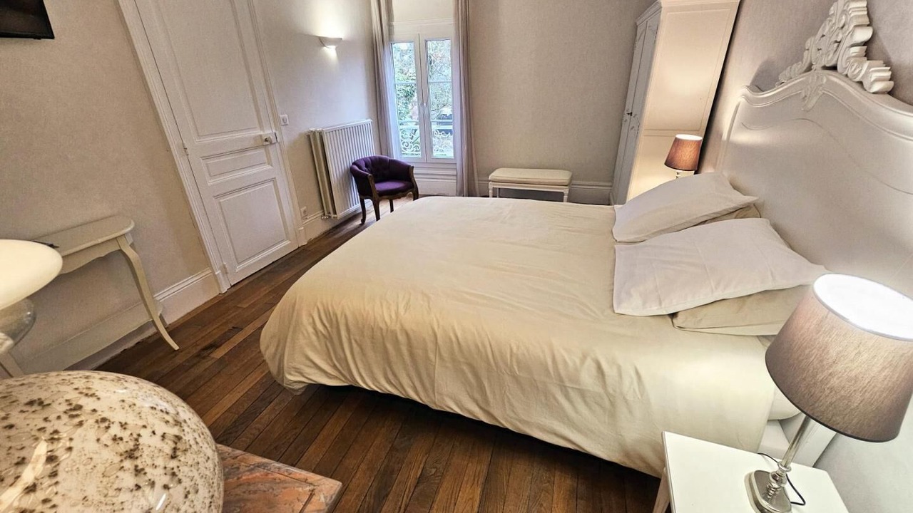 Photo of Bathroom in Pierry