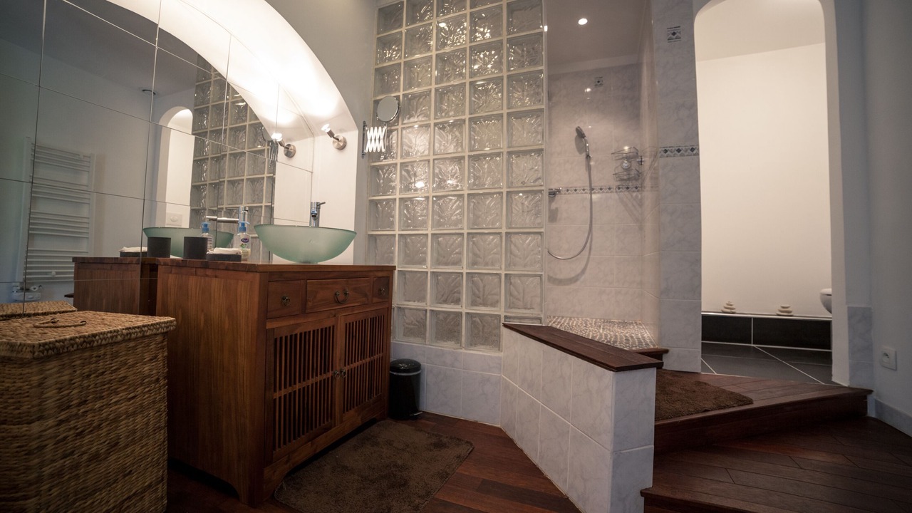 Photo of Bathroom in Pierry