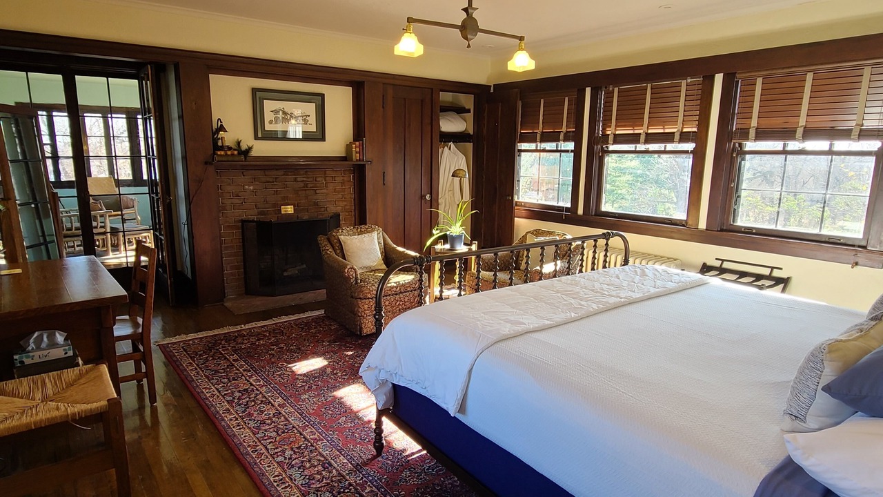 Photo of Others in Dubuque