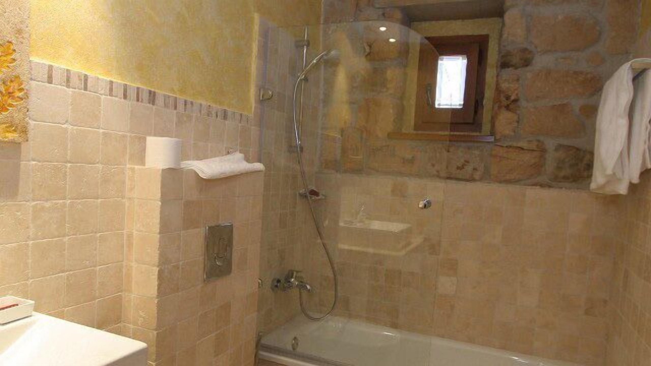 Photo of Bathroom in Quintanar de la Sierra