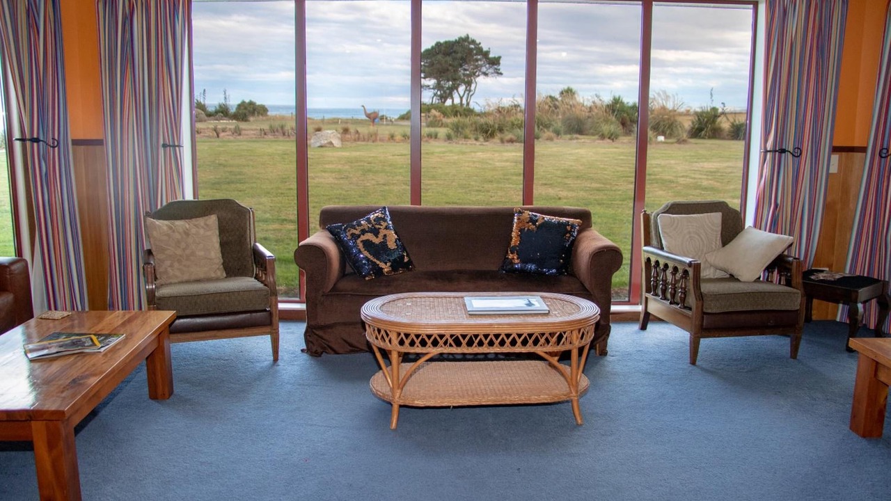 Photo of Livingroom in Awamoa