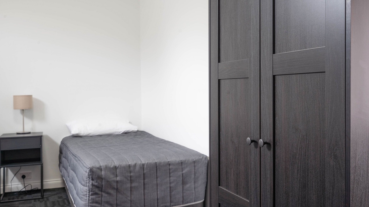 Photo of Others in Mile End