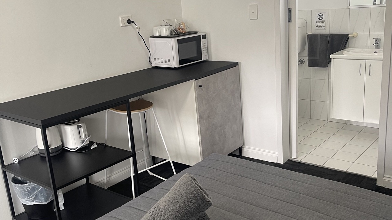 Photo of Others in Mile End