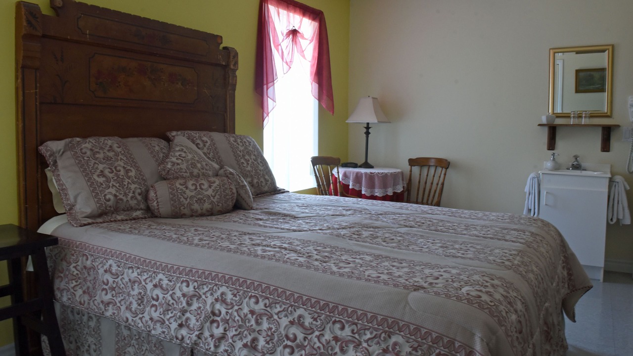 Photo of Bedroom in Val-Brillant