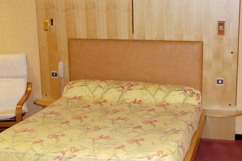 Photo of Bedroom in Le Coteau