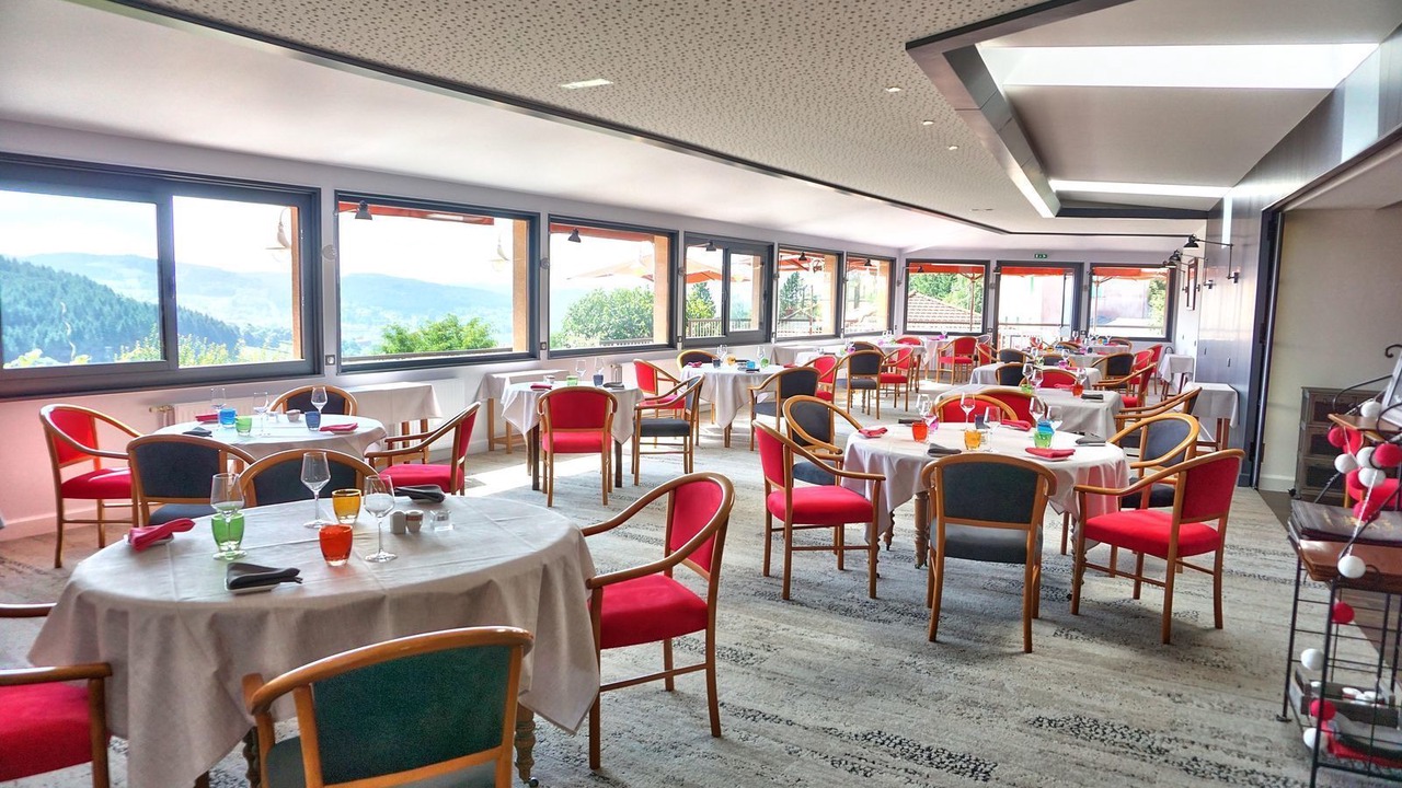 Photo of Others in Le Cergne